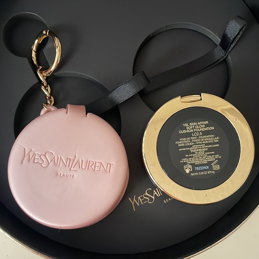 YSL Beauty Skin Affair Soft Glow Cushion Foundation Gift Set - Picture 8 of 12